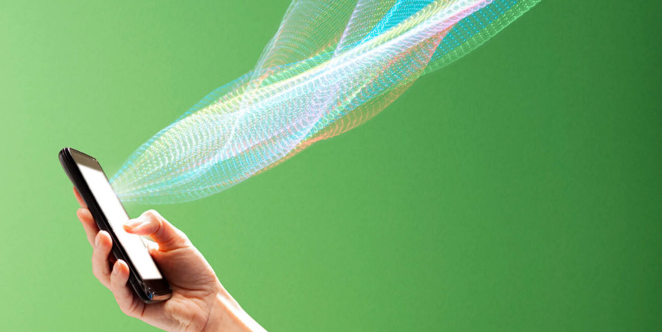 Mobile phone connecting to the internet